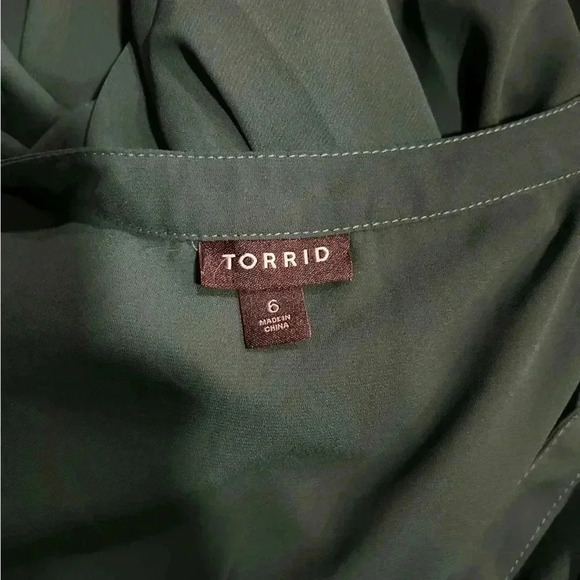Torrid Blouse - Picture 4 of 5